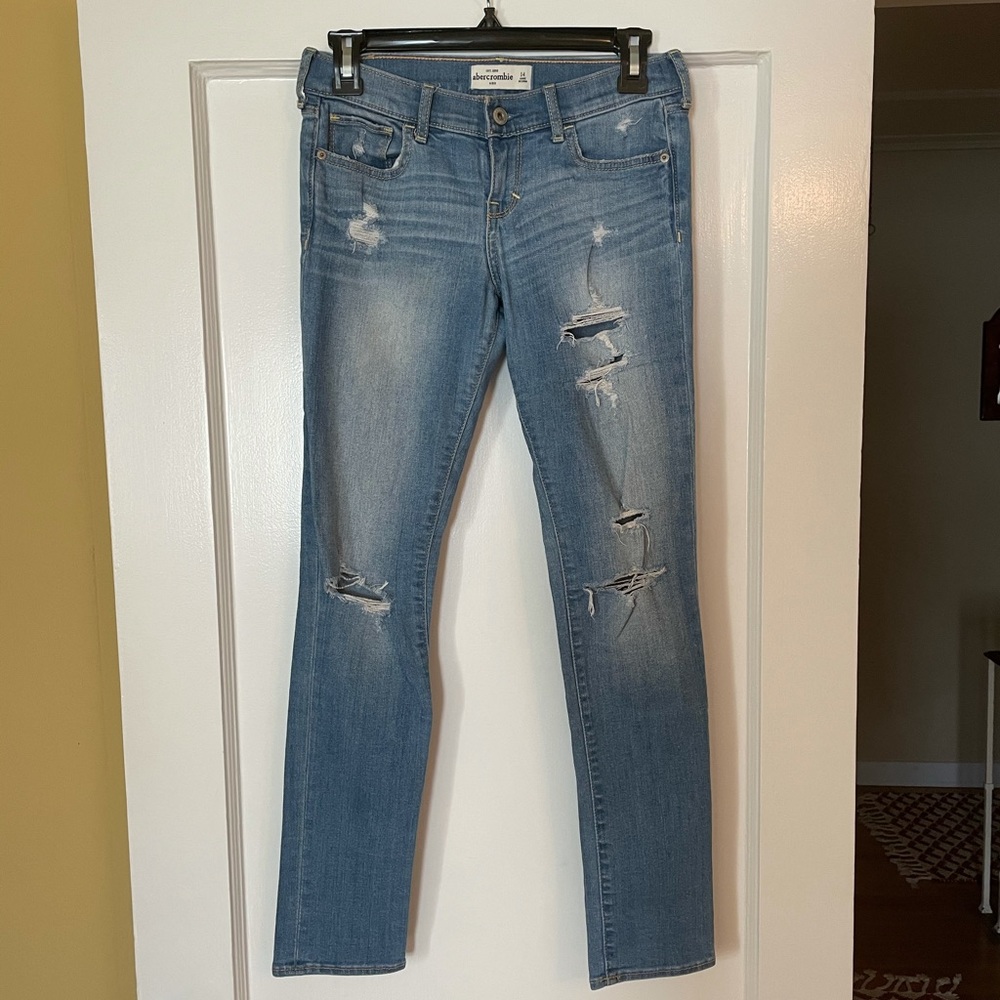 Abercrombie kids distressed jeans